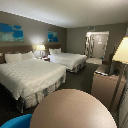 Travelodge By Wyndham グランド・プレーリー エクステリア 写真