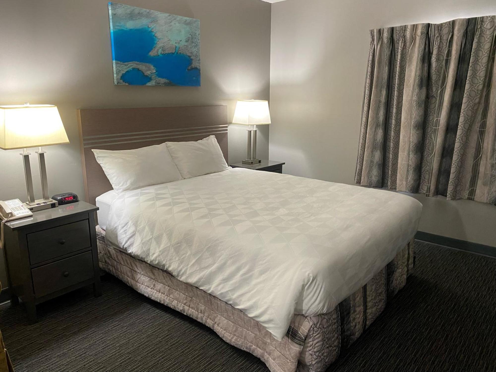 Travelodge By Wyndham グランド・プレーリー エクステリア 写真