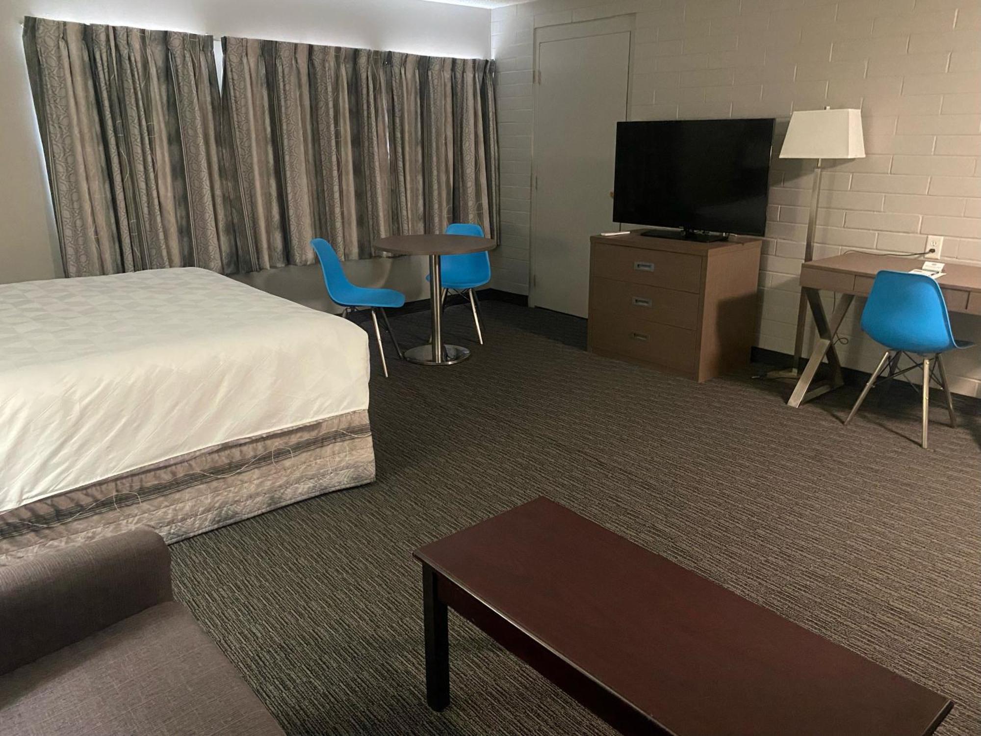 Travelodge By Wyndham グランド・プレーリー エクステリア 写真