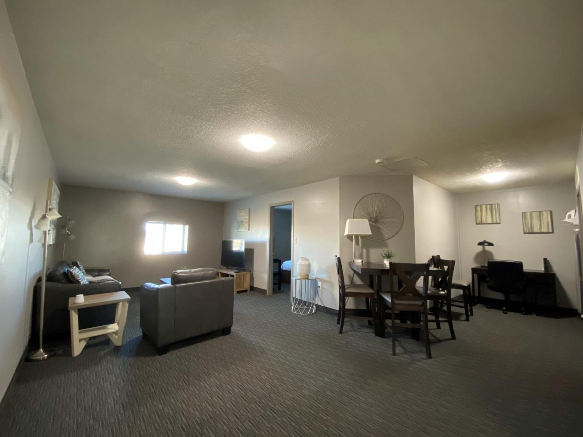 Travelodge By Wyndham グランド・プレーリー エクステリア 写真